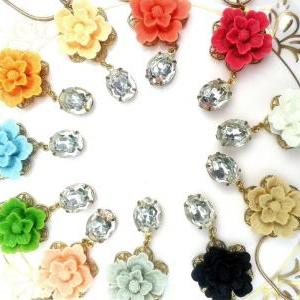 Pretty Vintage Blossom Necklace